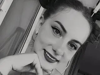 PYIPER  live sex cam