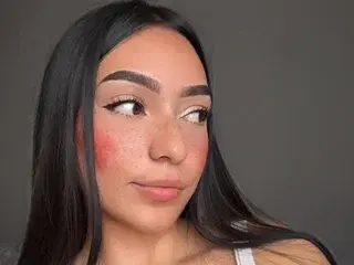 Missallydoll_e  live sex cam