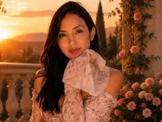 BelladonnaLips  live sex cam