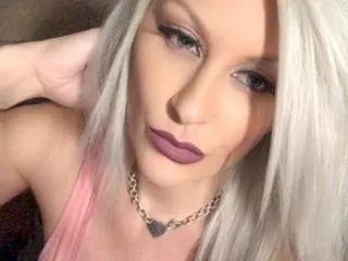 Sexy_Blonde_QUEEN  live sex cam