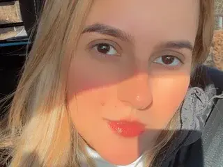 Antonellaherreira  live sex cam