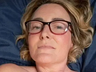 MsGee  live sex cam