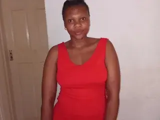 TyraTrixie  live sex cam