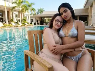 Cherry_Mew  live sex cam