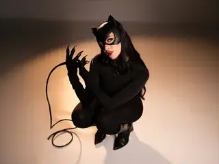 LuluWonderr  live sex cam