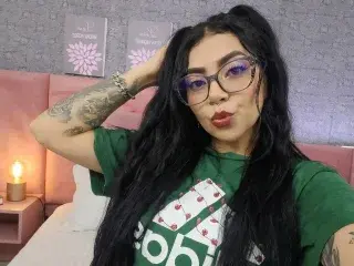 LunaVanila  live sex cam