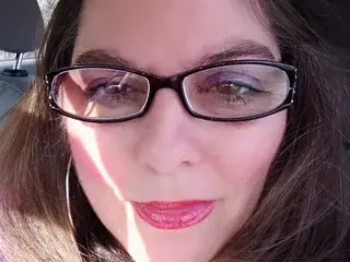 SassyBrnEyes1966  live sex cam