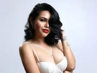 CallmeMonica  live sex cam