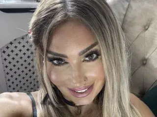 Lettie_Looner  live sex cam