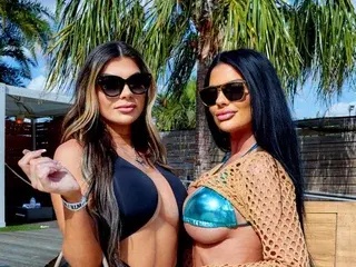 Ambersnowxoxoxo  live sex cam