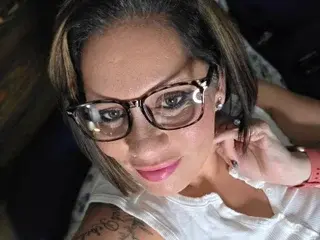 Peachygoddess44  live sex cam