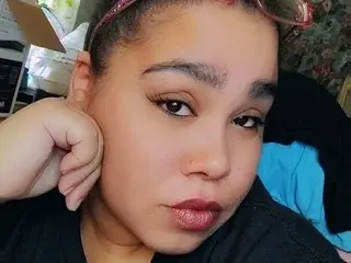 SoftButSinful93  live sex cam