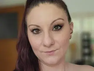 YourObsessxion  live sex cam