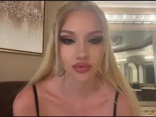 Emberreinn  live sex cam