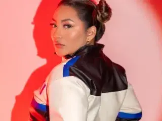 Liillyortiiz  live sex cam