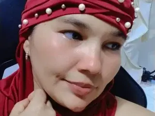 Petitealicia  live sex cam