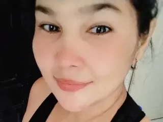 Petitealicia  live sex cam