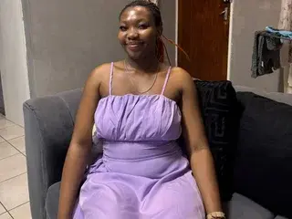 Icynspicey  live sex cam