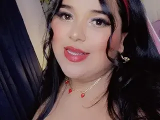 BellaRouse22  live sex cam