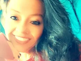 LoveAshlii  live sex cam
