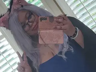 Pixiedust444  live sex cam