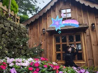 Rose_Mussica  live sex cam