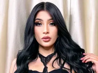 Afroditamerak22  live sex cam