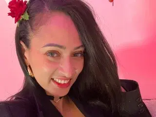Elisabloom25  live sex cam