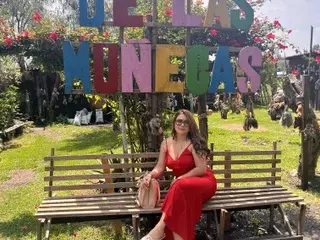 SHARONAMOR  live sex cam
