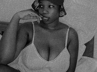 BustyluxeBabe  live sex cam