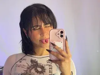 Sweetdaya  live sex cam