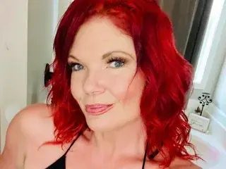 SinamonDancer  live sex cam
