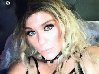 StarieeBlaze  live sex cam