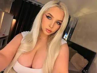 VictoriaMorrone  live sex cam