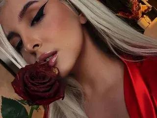 VictoriaMorrone  live sex cam