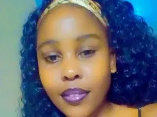CurvyBootiliscious88  live sex cam
