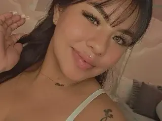 LilyVegaa  live sex cam