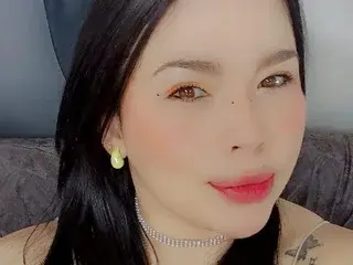 Charlot_MD  live sex cam