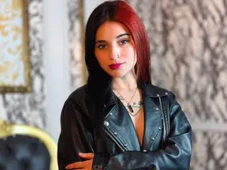 AleSweety  live sex cam