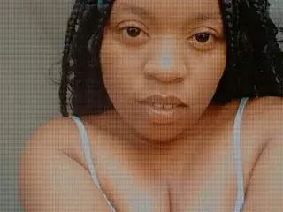 Luna_254  live sex cam