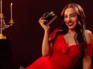MiiaaMonroe  live sex cam