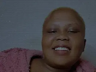 Bigtittisxxx  live sex cam