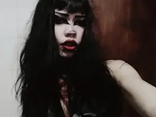 Dakotaalucifenaa  live sex cam