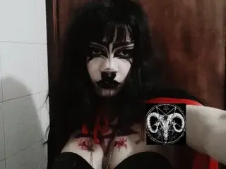Dakotaalucifenaa  live sex cam