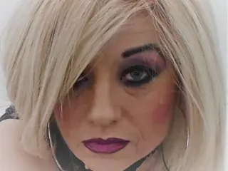 DestinyHemp  live sex cam