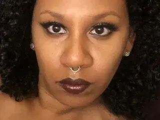Love2talk  live sex cam