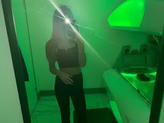 SassySashX  live sex cam