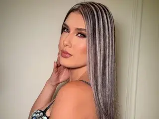 SofiaPalmer  live sex cam