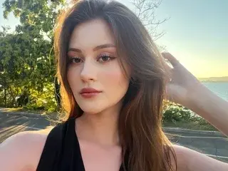 Cherykiss  live sex cam