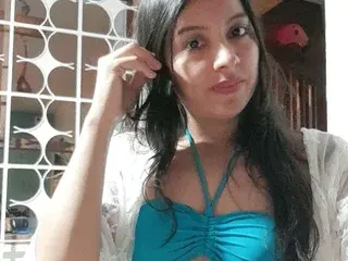 Ariavalless  live sex cam